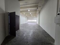 L & Y Building (D20), Factory #586617671